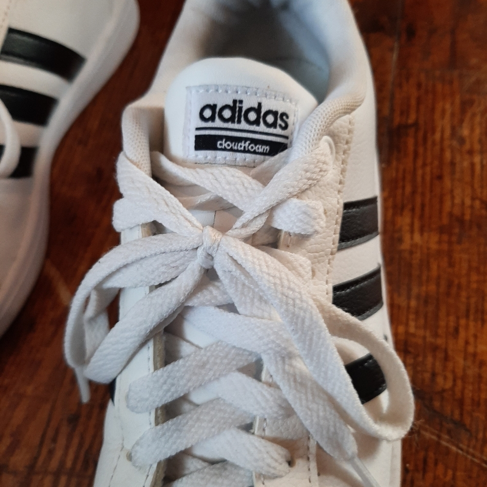 Addidas - Picture 2 of 3